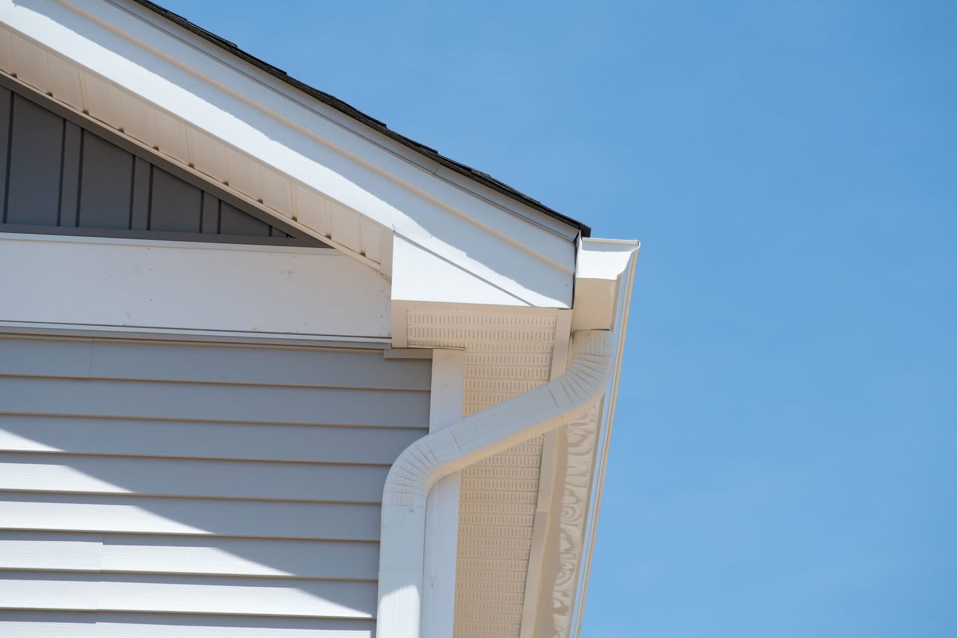 LeafX-Gutter-Guards-Installation-By-Clemens-Home-Solutions-scaled